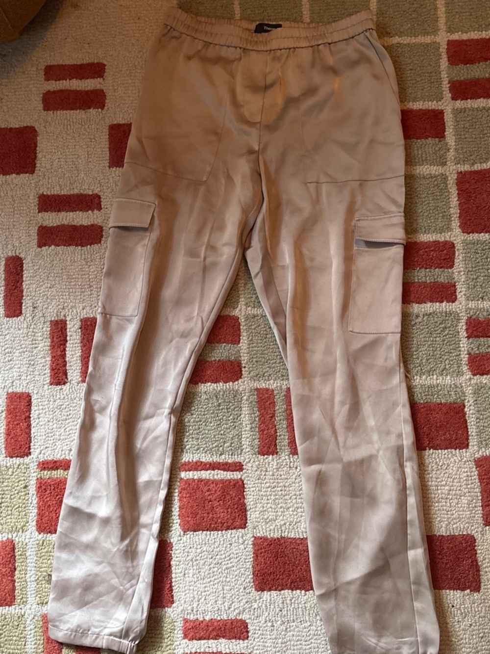 Theory beige satin joggerz size 00